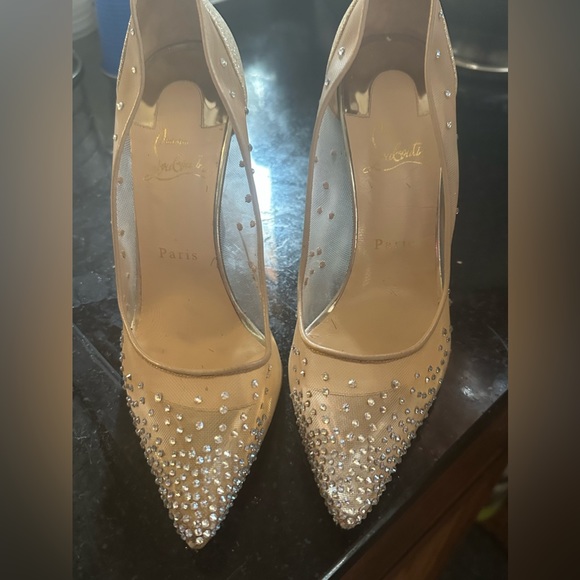 Christian Louboutin pumps - Picture 1 of 11